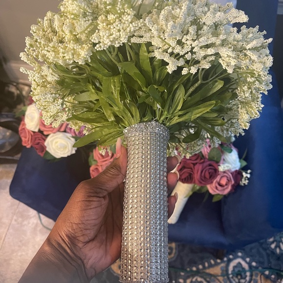 Bridal Bouquet (1) Brides maid’s bouquet (4) and Boutonnière (5) - Picture 5 of 5